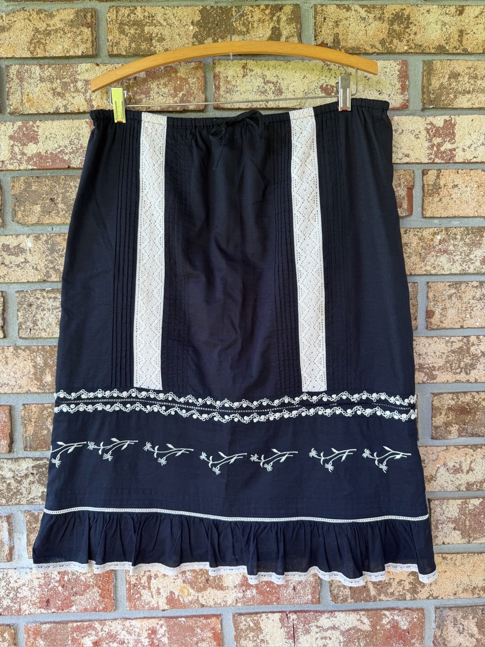 Vintage Y2K Odille Anthropologie Skirt Women’s Size Medium Beautiful!